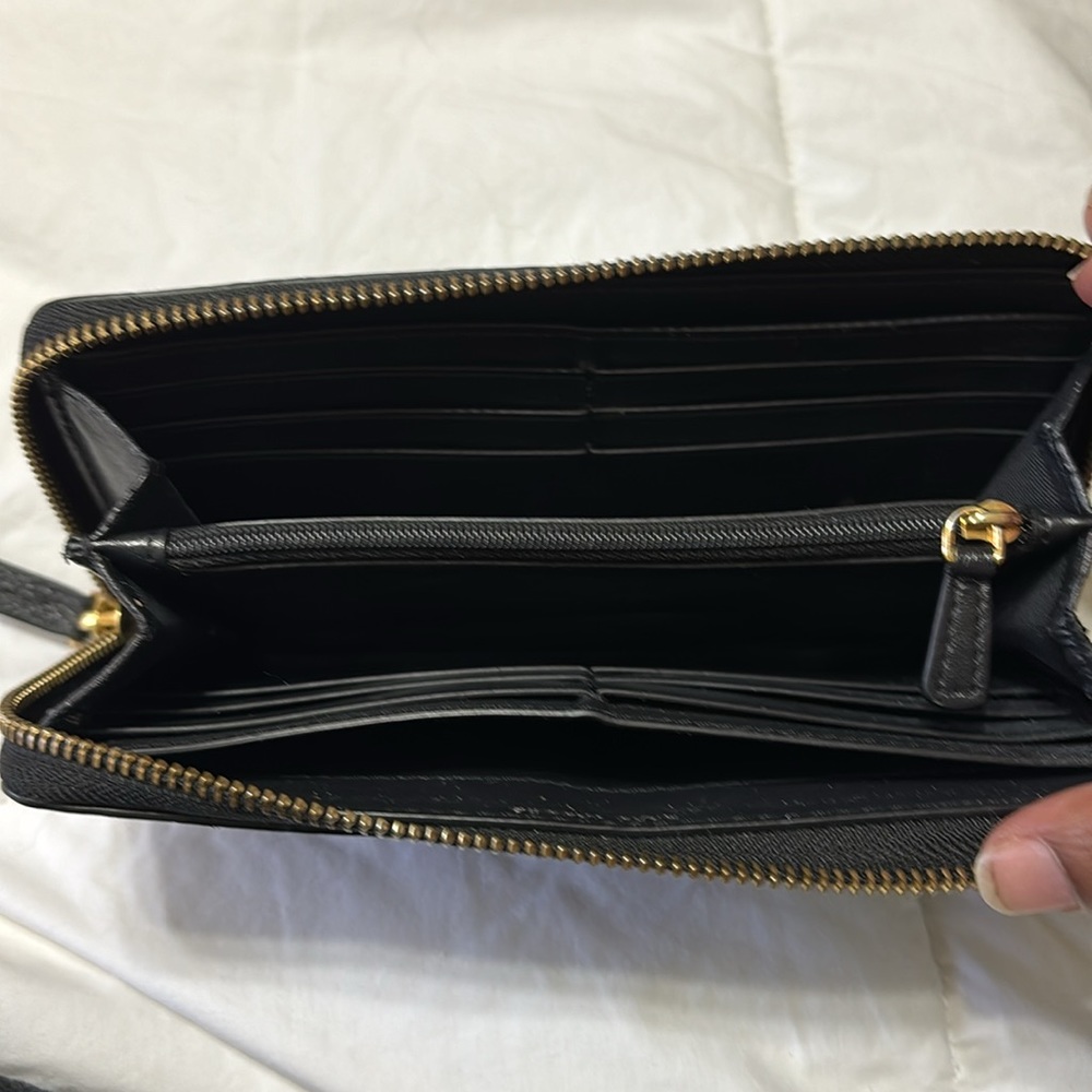 Marc Jacobs Wallet - Picture 3 of 6